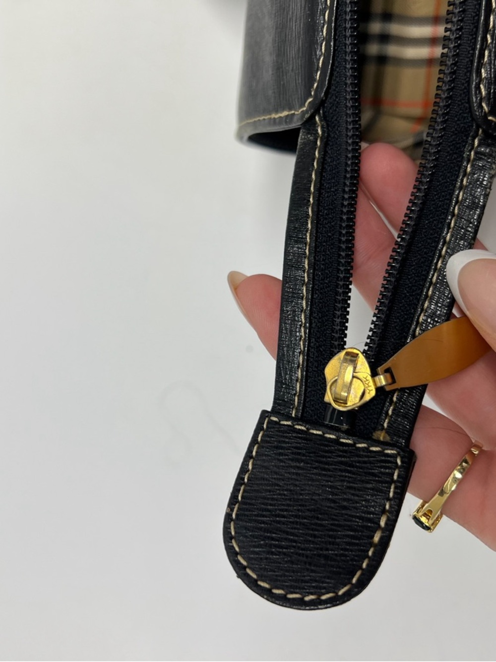 Burberry Papillon style bag - Picture 15 of 16